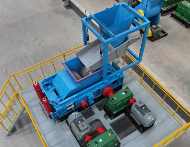 石墨塊對輥破碎機